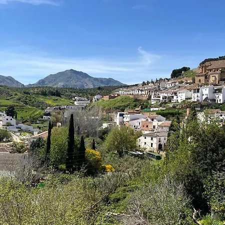 Preciosa Casa Unica En *